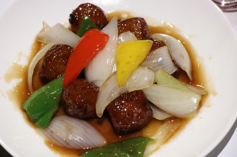 肉団子と野菜の黒酢あんかけ